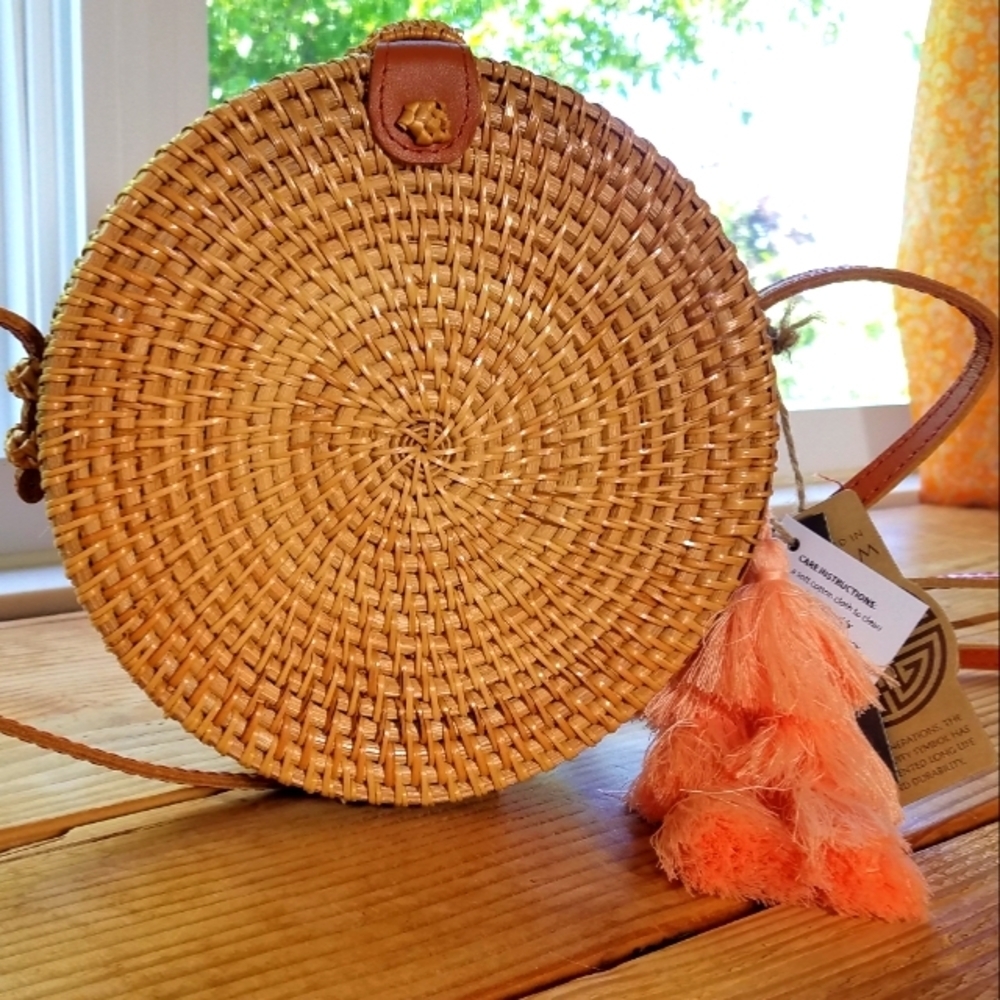 Hand Crafted Wicker and Leather Shoulder Bag
